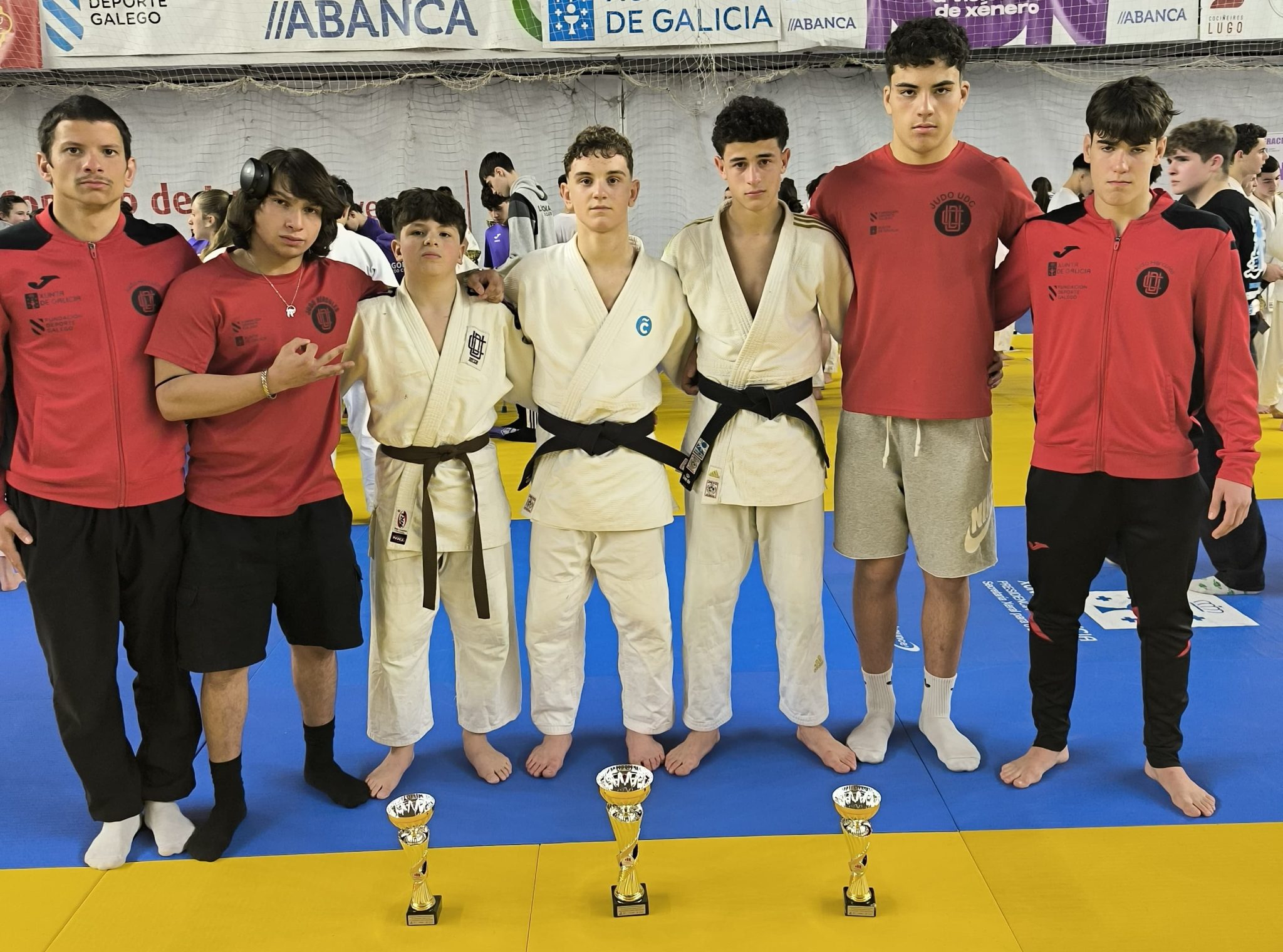 Featured image for “Daviña plata, Barbeito y Rodiles bronces en el Campeonato Gallego 2025”